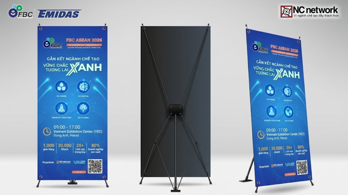 Standee kệ X là loại standee phổ biến nhất