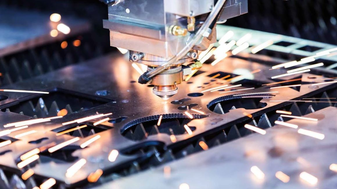 Gia công kim loại tấm trong đổi mới sản xuất công nghiệp