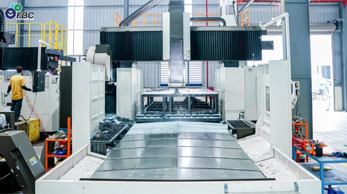 Máy CNC 5 trục là gì? Công dụng và lợi ích khi sử dụng